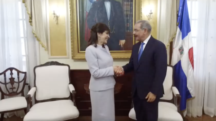 Presidente Danilo Medina Recibe La Visita De Cortesía De Robin S. Bernstein, Embajadora De Estados Unidos En República Dominicana