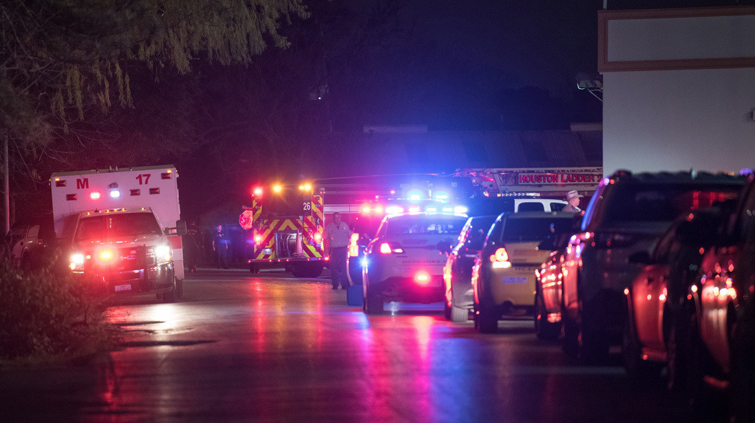 Gran Explosión En Houston Hace Temblar Varios Edificios Y Causa Una ‘lluvia’ De Escombros