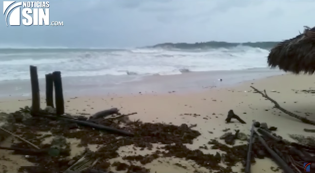Huracán Irma Afecta Playa Macao En La Zona Este Del País