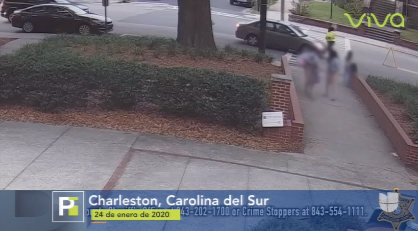 Intenta Atropellar A Está Policía Por Darle Paso A Unos Estudiantes