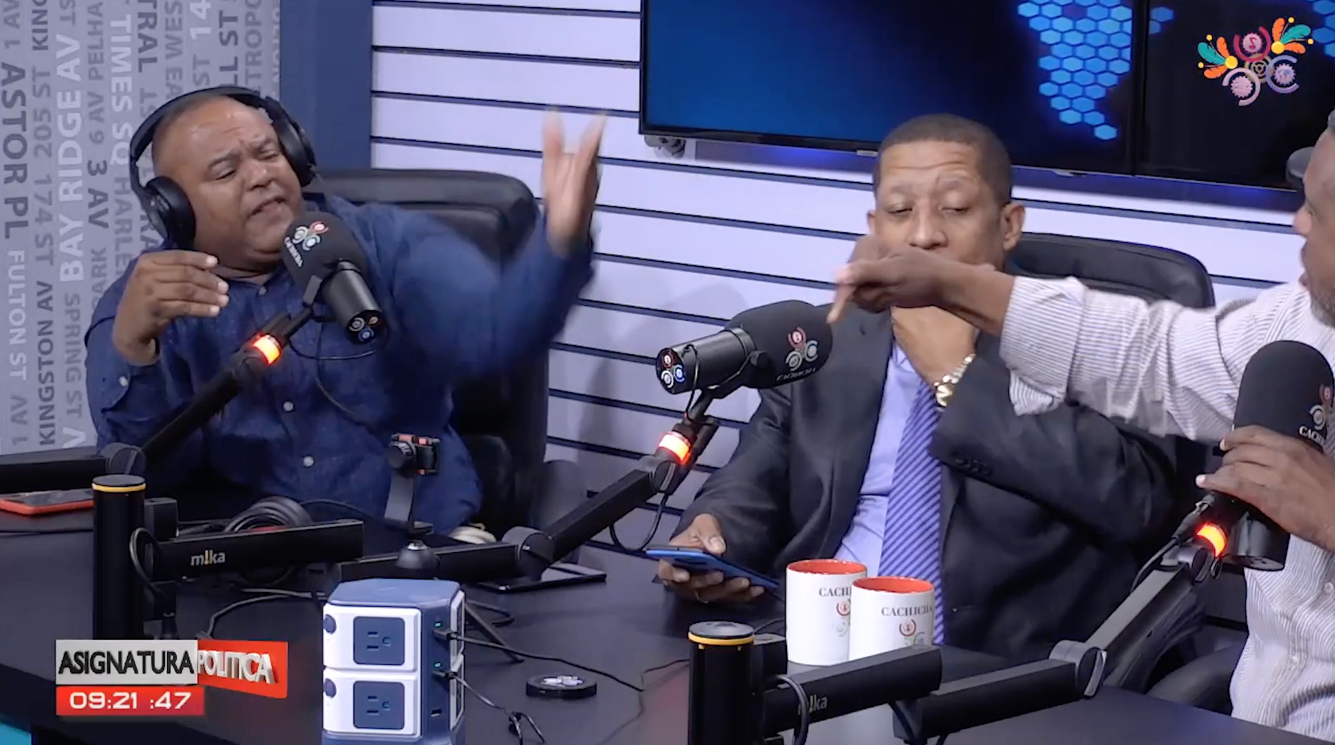 ¡MUCHO CUALTO! La Compra De Votos El Día De Las Elecciones | Asignatura Política