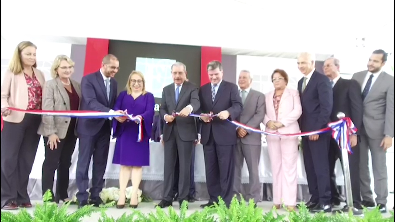 Presidente Danilo Medina Participa De La Inauguración De Nueva Planta De Manufactura En Edwards Lifesciences, Parque Industrial De Itabo