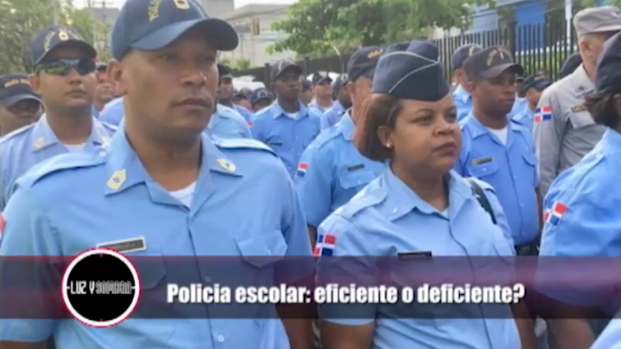 Luz Y Sombra: Reportaje Sobre La Ineficiencia Y La Nómina Abultada De La Policía Escolar