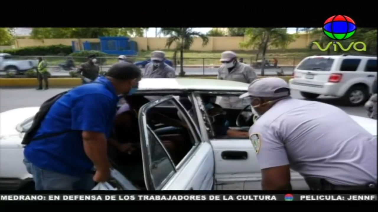 Fuerte Operativo De La PN Y DIGESETT Contra Ciudadanos Y Choferes Que No Cumplen El Uso De Mascarillas