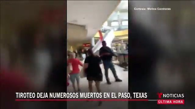 Momento En El Que Se Evacua A Las Personas Del Centro Comercial En Texas Tras El Tiroteo El Cual Deja Numerosos Muertos