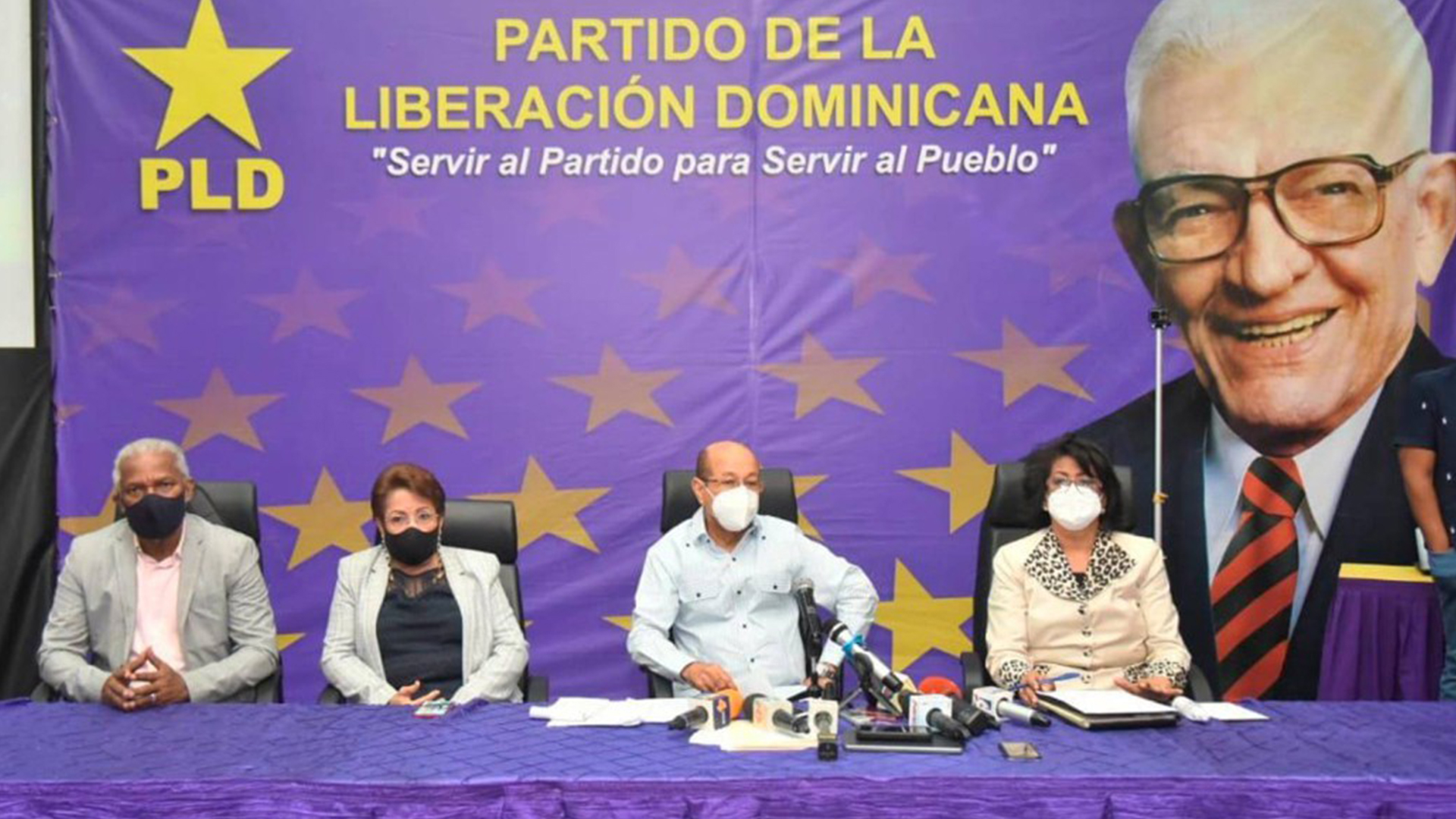 “El Tristemente Célebre PLD”, Según Víctor Villanueva