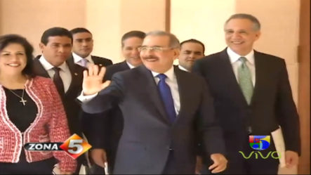 Las Opiniones Del Pueblo Y Los Funcionarios Sobre El Tema De La Reelección Del Presidente Danilo Medina