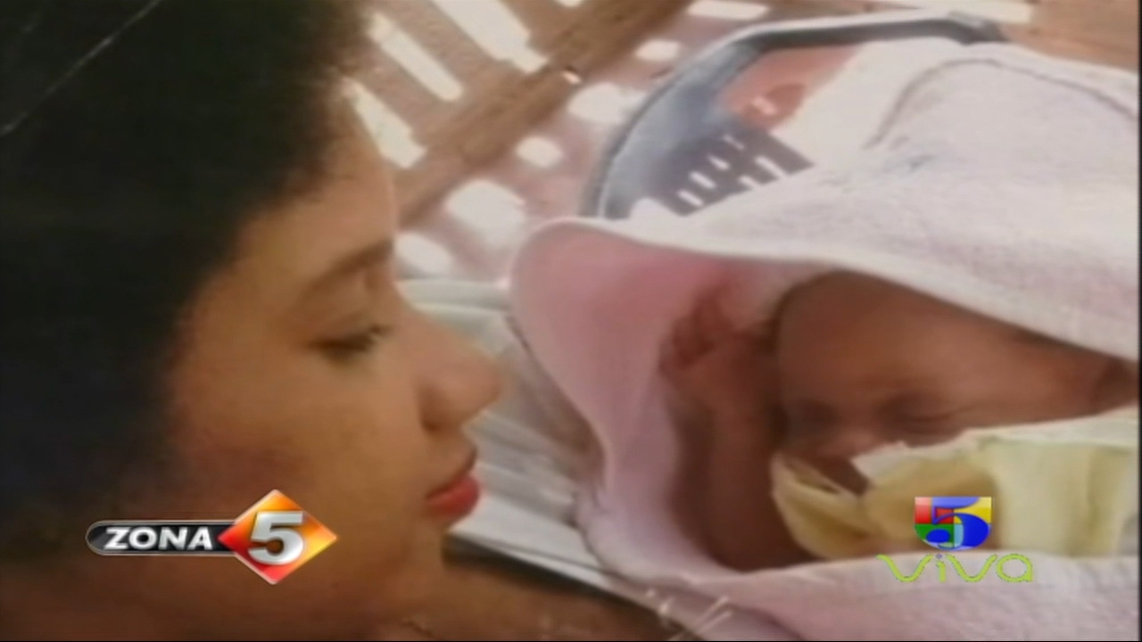 Una Joven Es Encontrada Muerta En Estado De Putrefacción Con Su Niña En Brazos