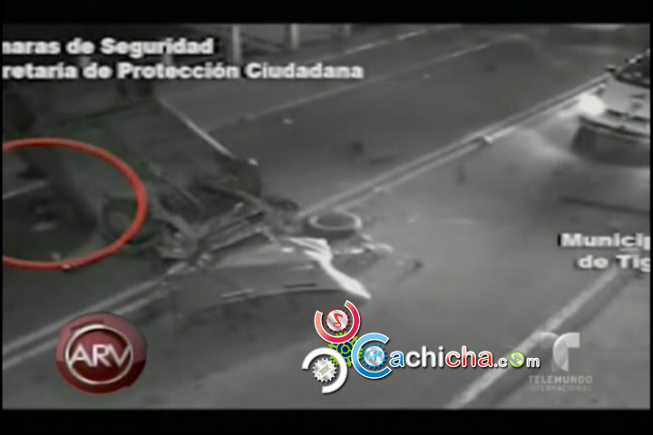 Persecución Termina En Accidente Automovilístico Y Otros Videos Al Rojo Vivo