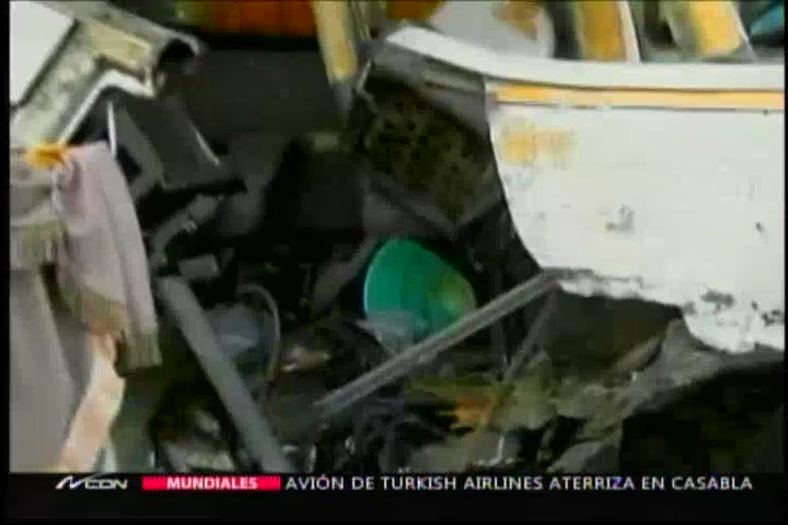 Accidente Con Un Camión De Brugal En Santiago