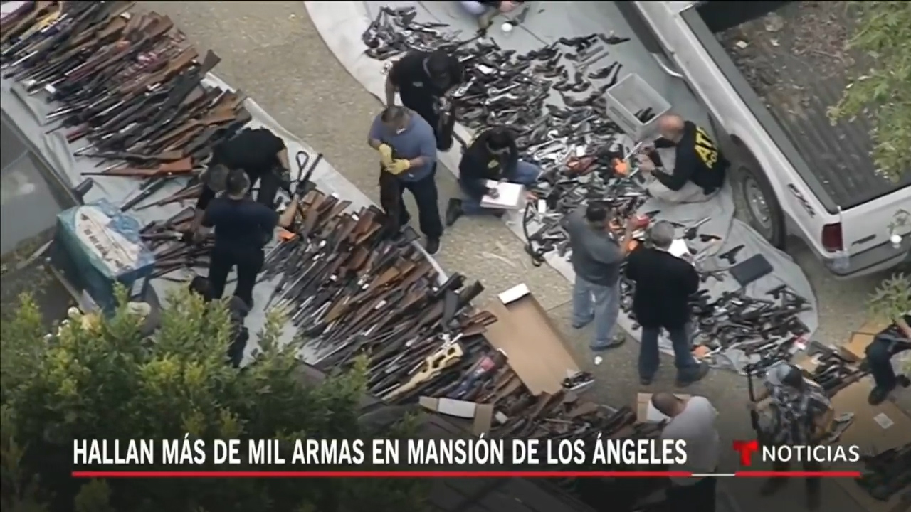 Encuentran Impresionante Arsenal En Una Mansión De California