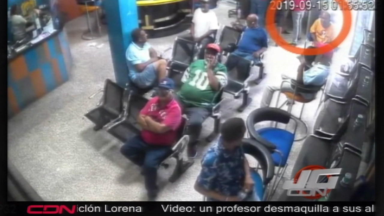 Delincuentes Asaltan Una Banca De Apuesta En SFM