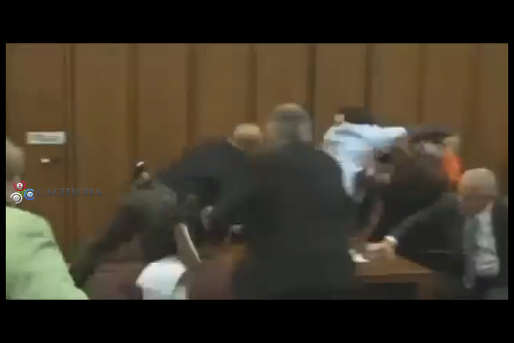 Padre Se Lanza Contra Asesino De Su Hija En Corte De Cleveland