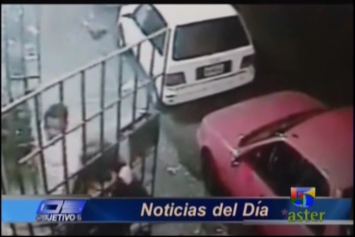 Hombre Mata Atracador En La Puerta De Su Casa En San Carlos #Video