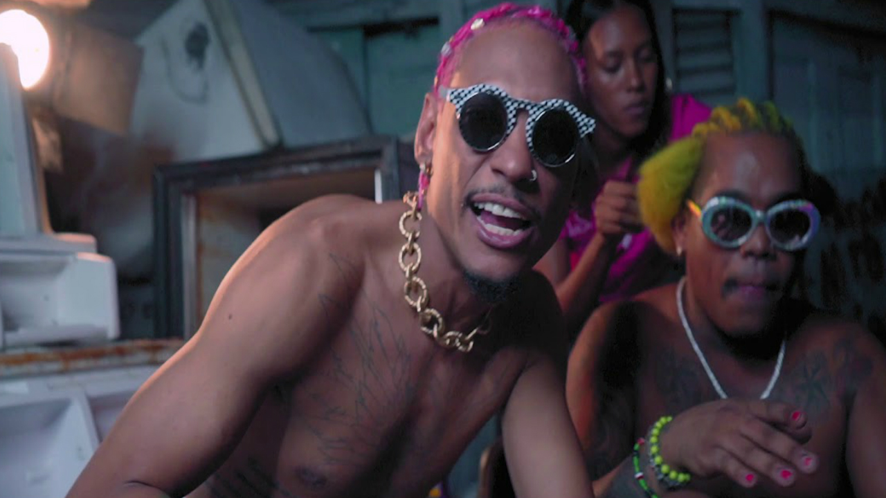 Salió El Nuevo Video Oficial De Kiko El Crazy Y El Cherry Scom “Baje Con Trenza”