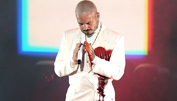 Icónica Presentación De J Balvin En Los Latin Grammy 2020