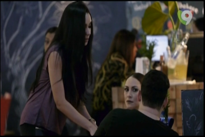 Tremenda La Broma Que Le Hicieron A Rafely Rosario En Me Gusta De Noche Con Jhoel López