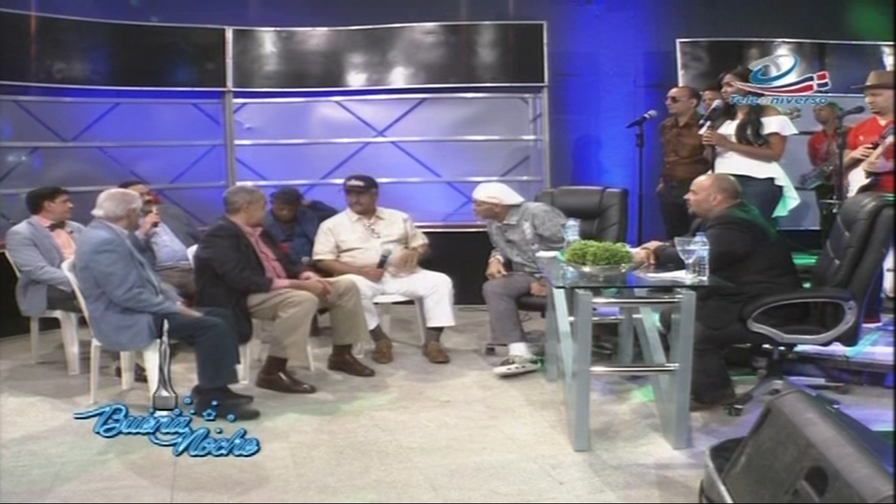 El Elenco De La Escuelota Llega A Buena Noche