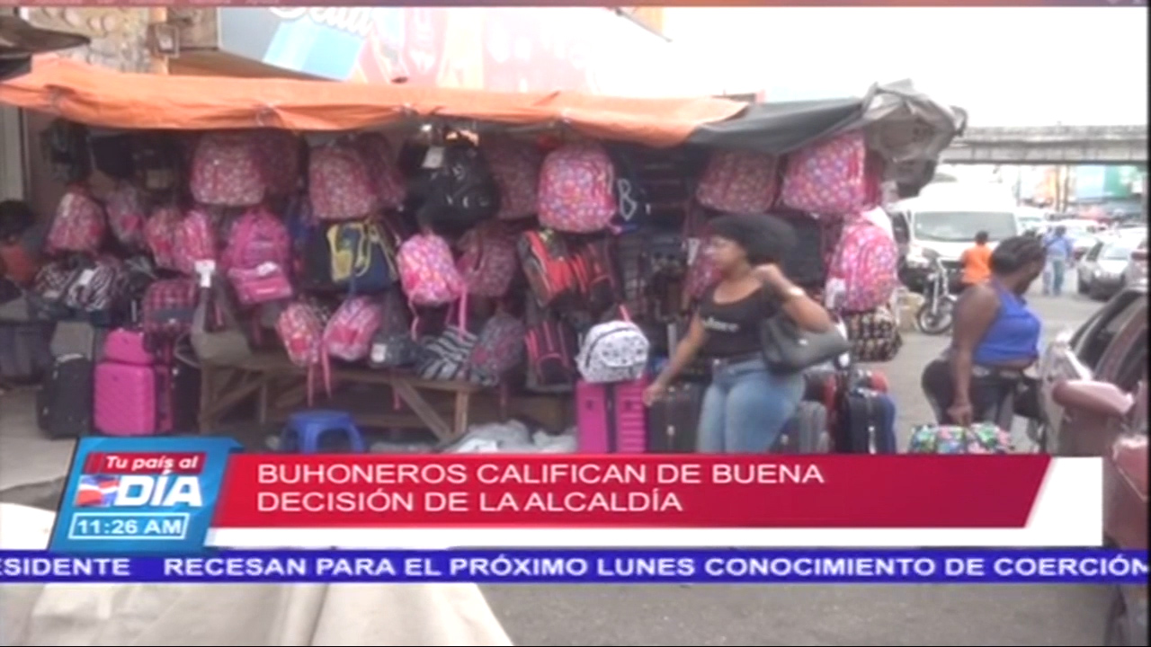 Buhoneros Califican De Buena La Decisión De La Alcaldía Del DN