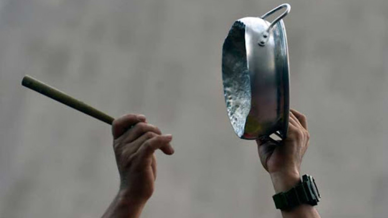 Cacerolazos Causan Suspensión De Diálogo Entre Partidos