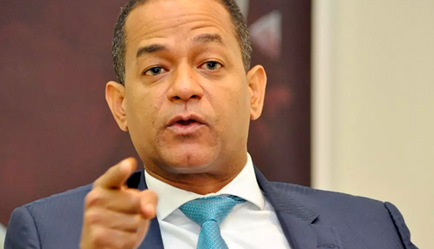 Entrevista A Julio César Valentín Sobre La Situación Del COVID-19 En Santiago | Asignatura Política