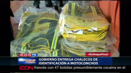 El Gobierno Entrega Chalecos De Identificación A 4 Federaciones De Moto-taxi Del Cibao