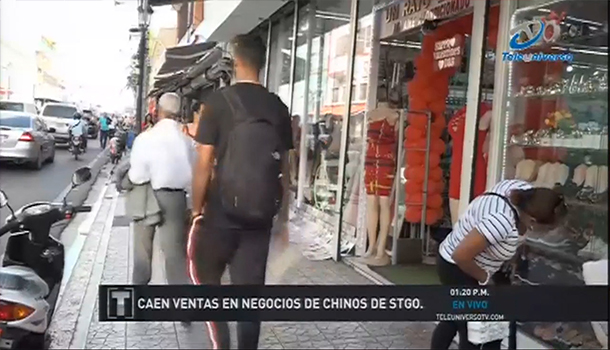 Caen Las Ventas De Comercios Chinos En Santiago