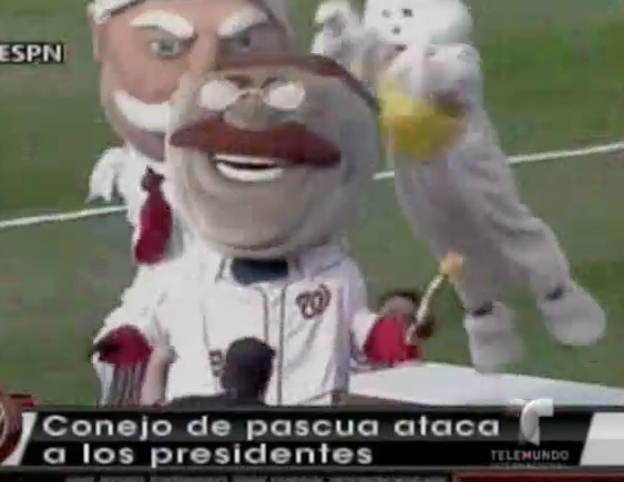 El “Conejo De Pascua” Arremete Contra ‘Presidentes’ En Carrera En EEUU #Video