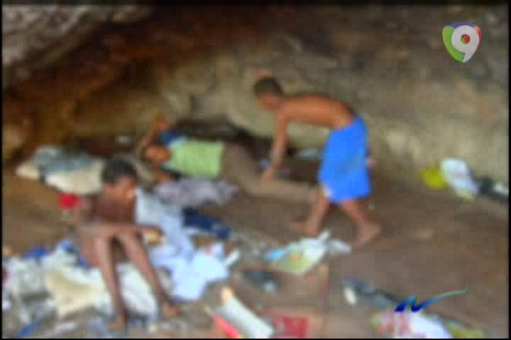 Nuria: La Historia De Los Menores Que Viven En Las Cuevas Del Malecón #Video