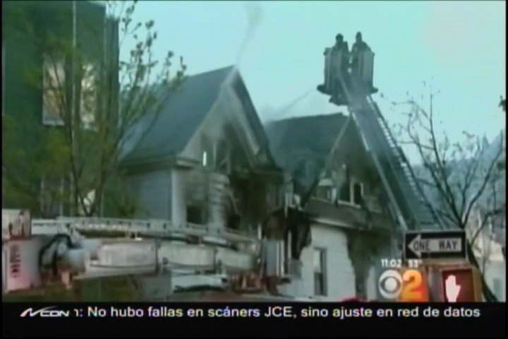 Fuego Debora Varias Casas De Residentes Criollos En Cypress Hills, Brooklyn