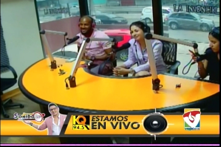 Llega Denisse Peña Con Su Segmento De Las Noticias Pendejas En Buscando Sonido