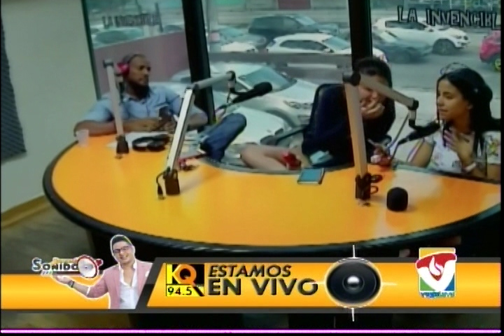 Busando Sonido: Las Noticias Pendejas Con Denisse Peña