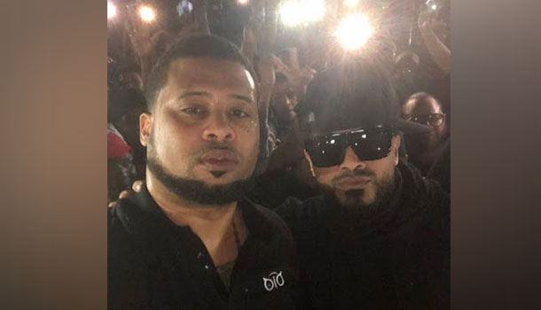 Don Miguelo Y Lápiz Conciente En La Marcha Por La Democracia