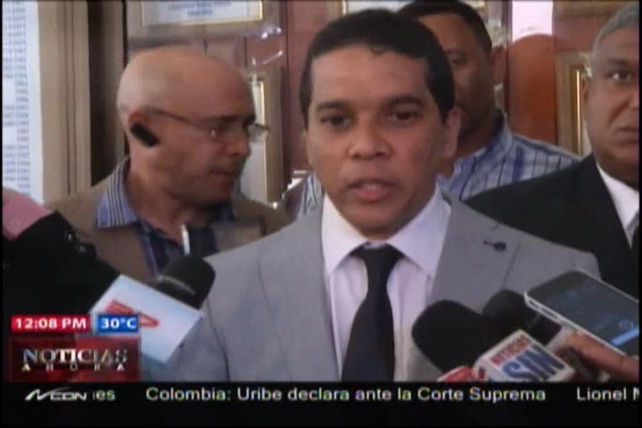 Salud Pública Retira Exequátur Al Cirujano Plástico Edgar Contreras #Video