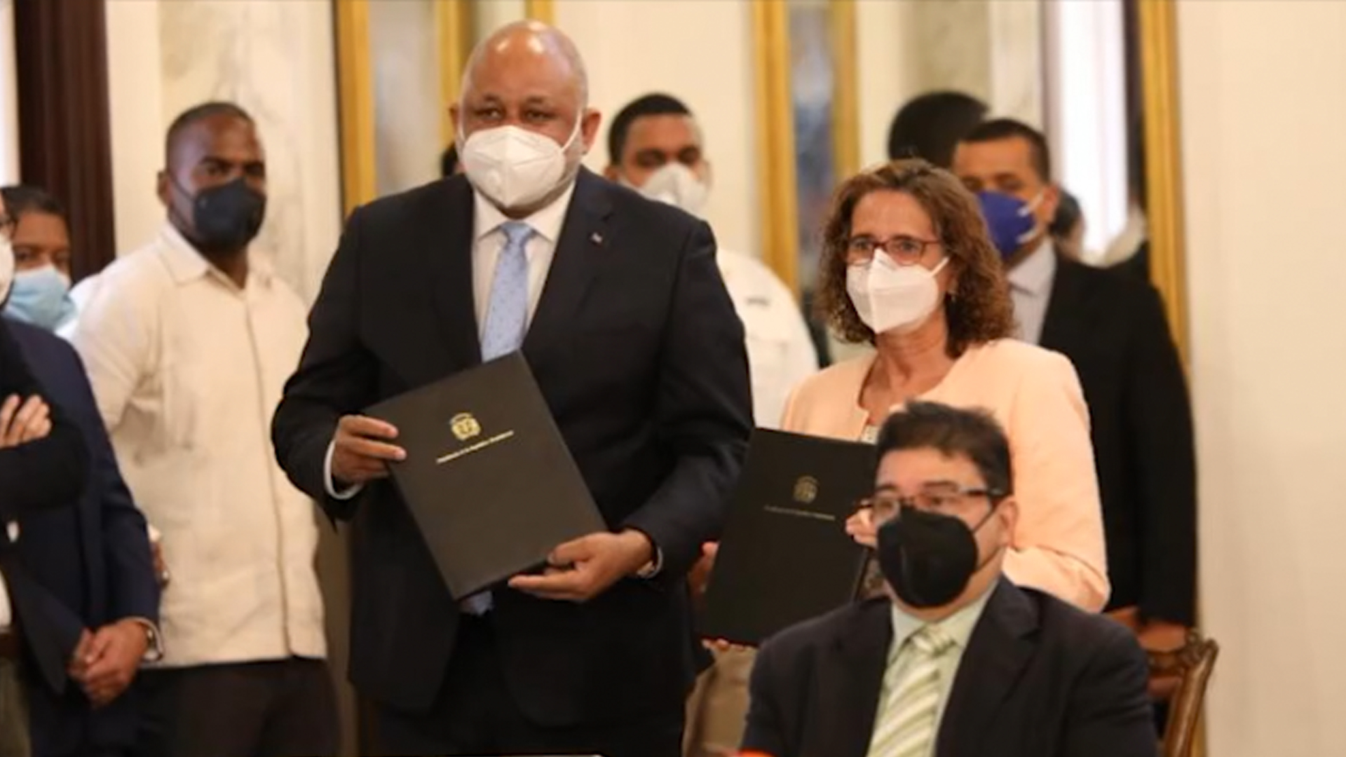 El País Donde Todo Lo Que Hagas, Se Lo Encuentran Mal – (Tema De La Educación)