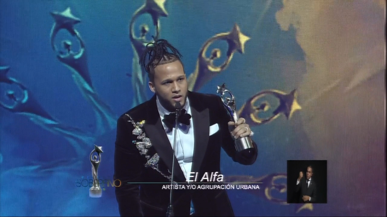 El Alfa Gana Renglón Artista Y/o Agrupación Urbana Del Año En Premios Soberano 2019