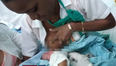 Enfermera Amamanta A Recién Nacida Que Fue Abandonada Cerca De Una Funeraria En Cuba