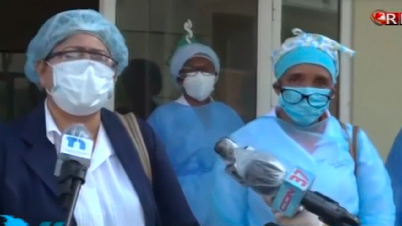 Enfermeras Dan Plazo Y Amenazan Con Huelga 