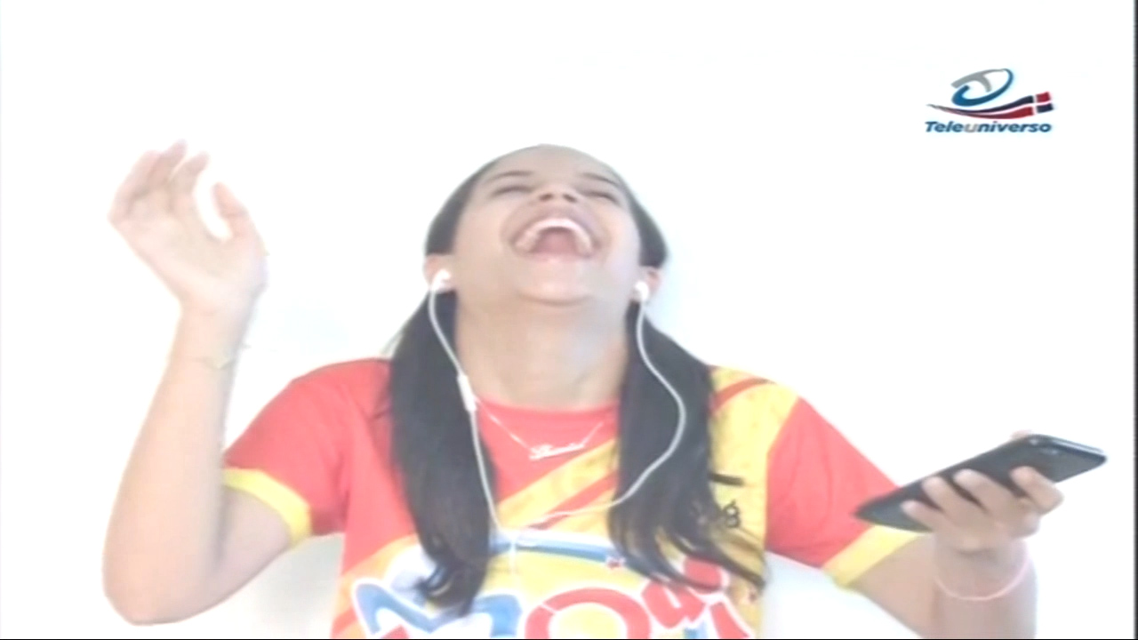 Cuando Cantas Con Audífonos Puesto: Expectativa Vs Realidad