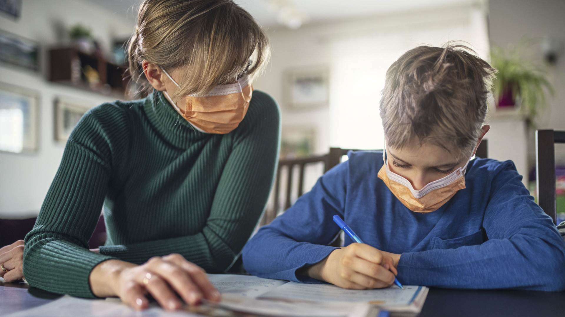 ¡Injusto! Los Colegios Envían La Factura De La Mensualidad Completa