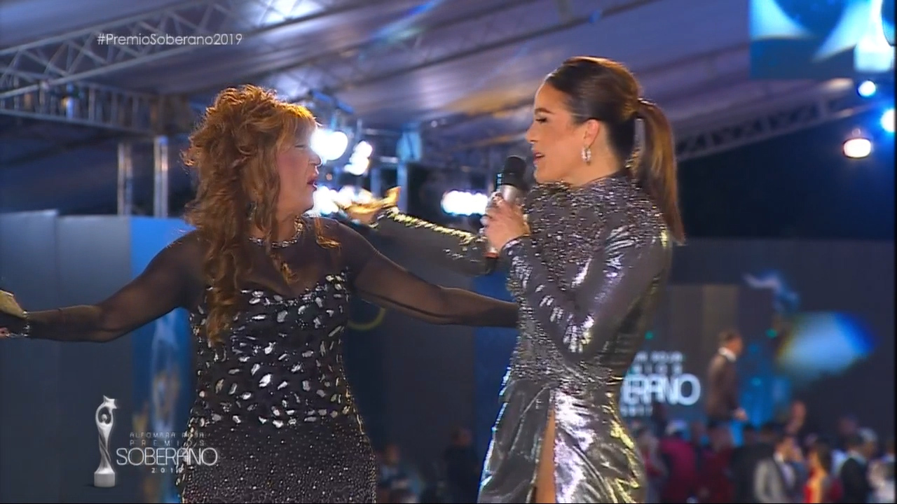 Entrevista A Fefita La Grande En  La Alfombra Roja De  Premios Soberano 2019