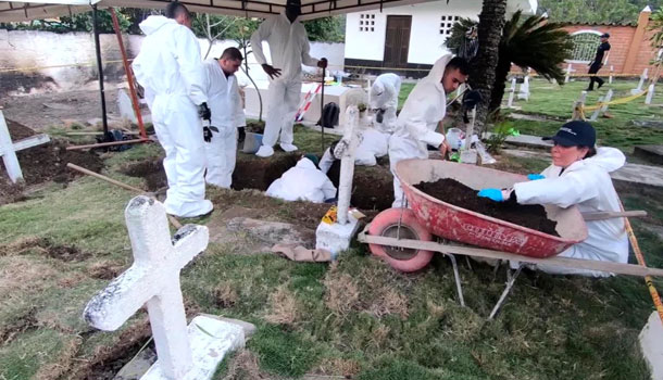 En Colombia Investigan Una Fosa Con Posibles 50 Civiles Ejecutados Por Militares