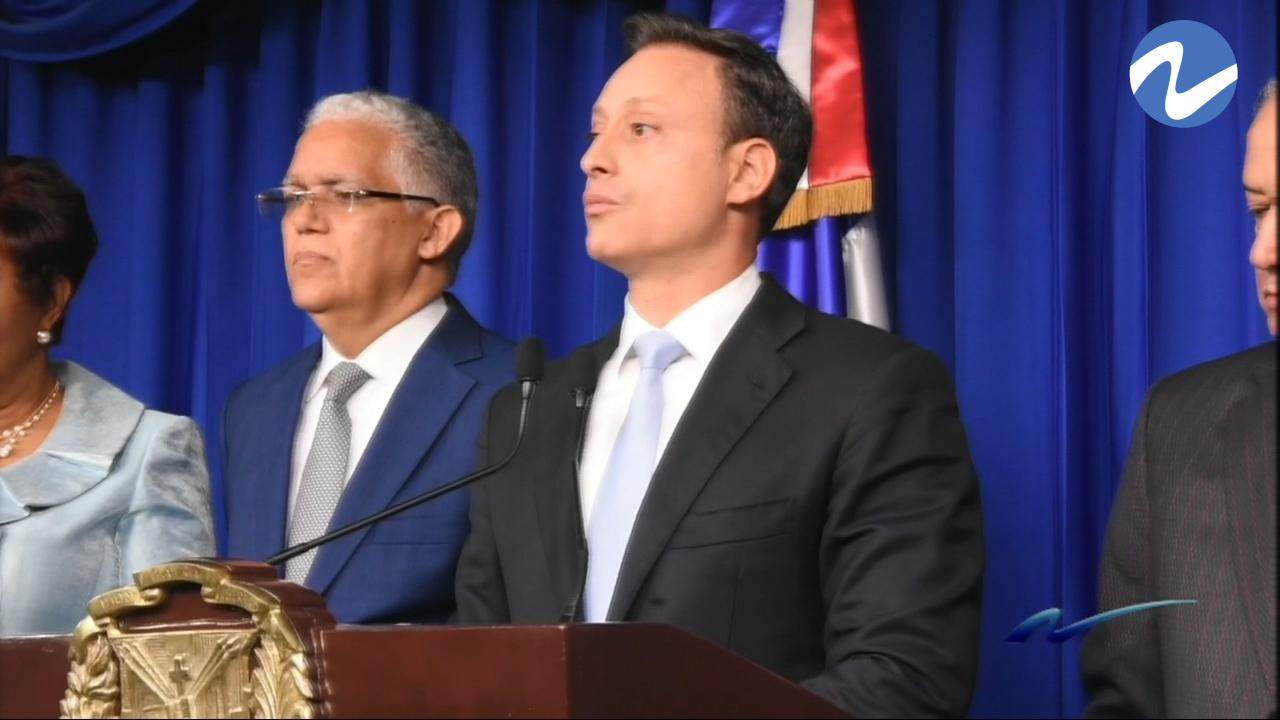 Foto-Crónica: Las Disculpas De Alain Y La Respuesta De Miriam, Odebrecht, Leonel, La Fiscalía Y El Mural De Santiago