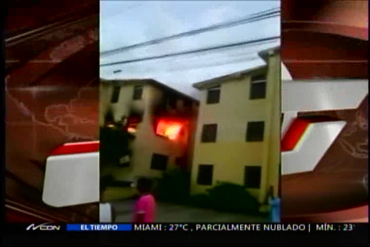 Incendio Destruye Un Apartamento En Santiago #Video