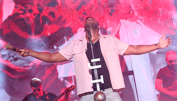 La Gira Del Pueblo: La Inmortalización De Romeo Santos