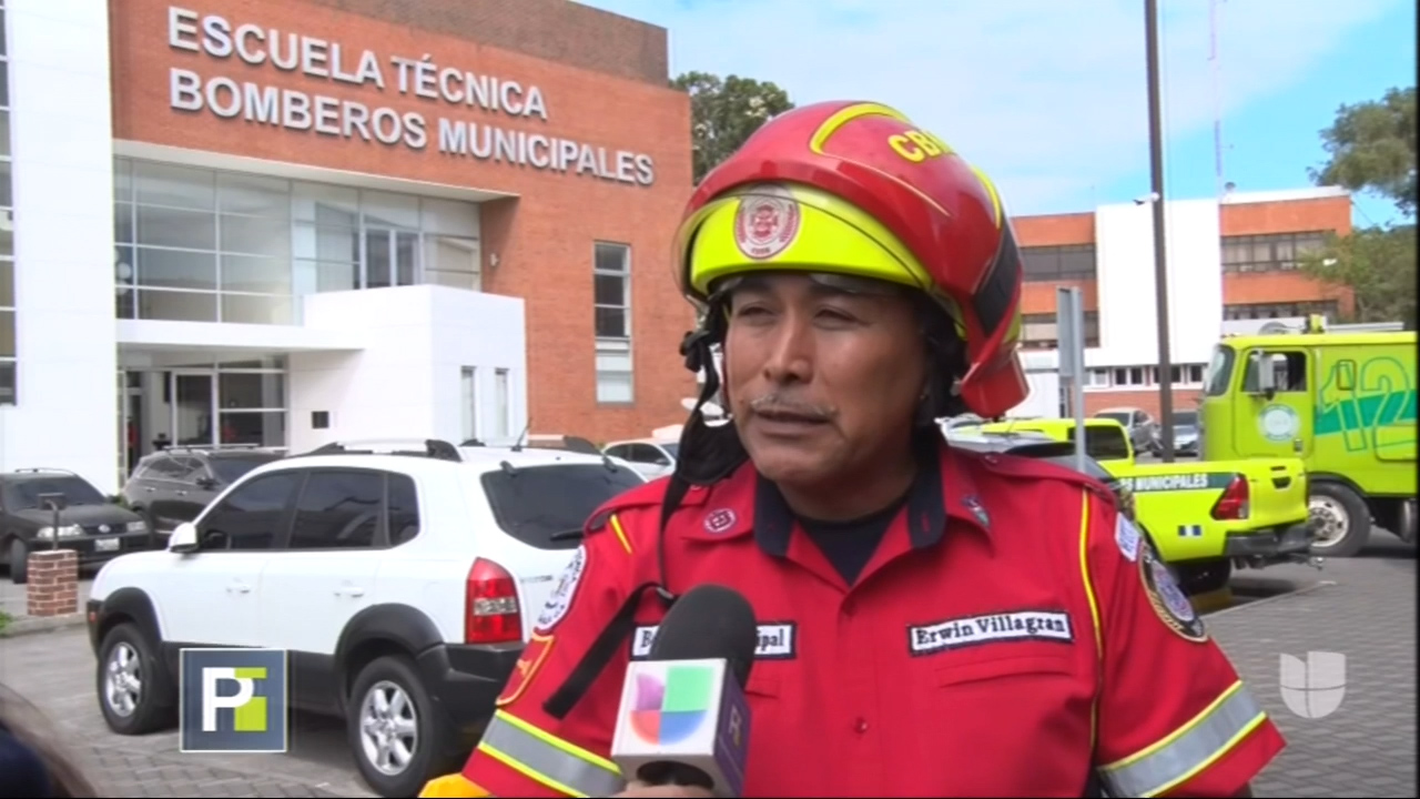 ¡IMÁGENES FUERTES! Una Turba Enardecida En Guatemala Prenden En Fuego A Los Presuntos Asesinos De Un Taxista