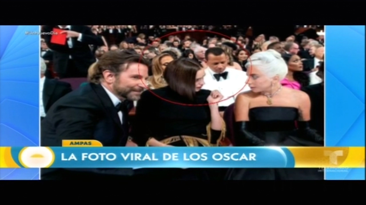 JLO Brechando El Celular De Alex Rodríguez