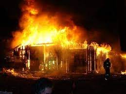Incendio DESTRUYE Totalmente Vivienda En San José De Las Matas