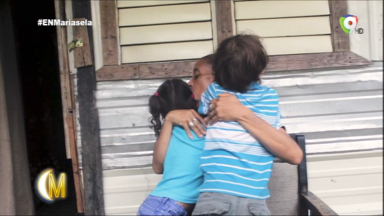 12 Meses 12 Causas: Dedicada A Una Madre Heroína Quien Sola Cría De Sus Tres Hijos