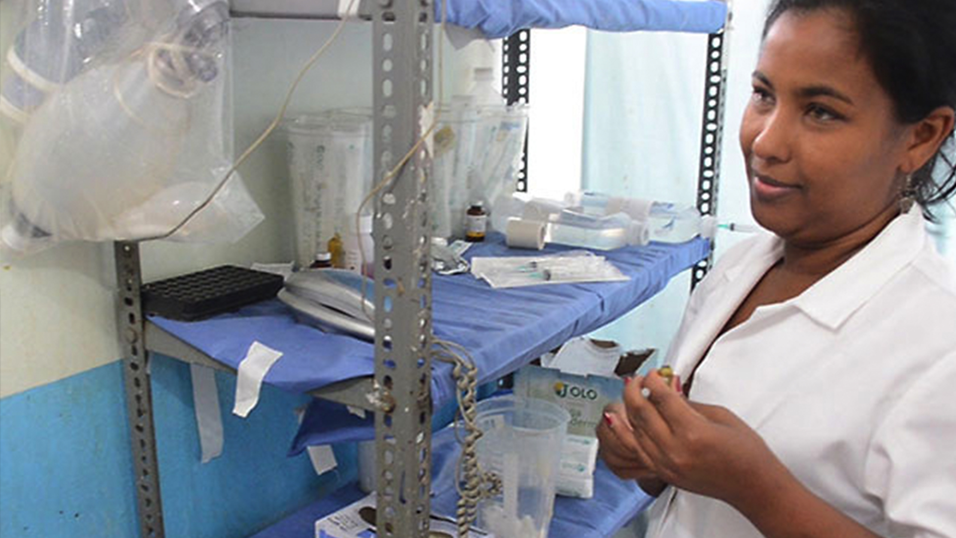 Enfermeras Reutilizan Insumos De Protección Y Les Dicen Que No Hay Más